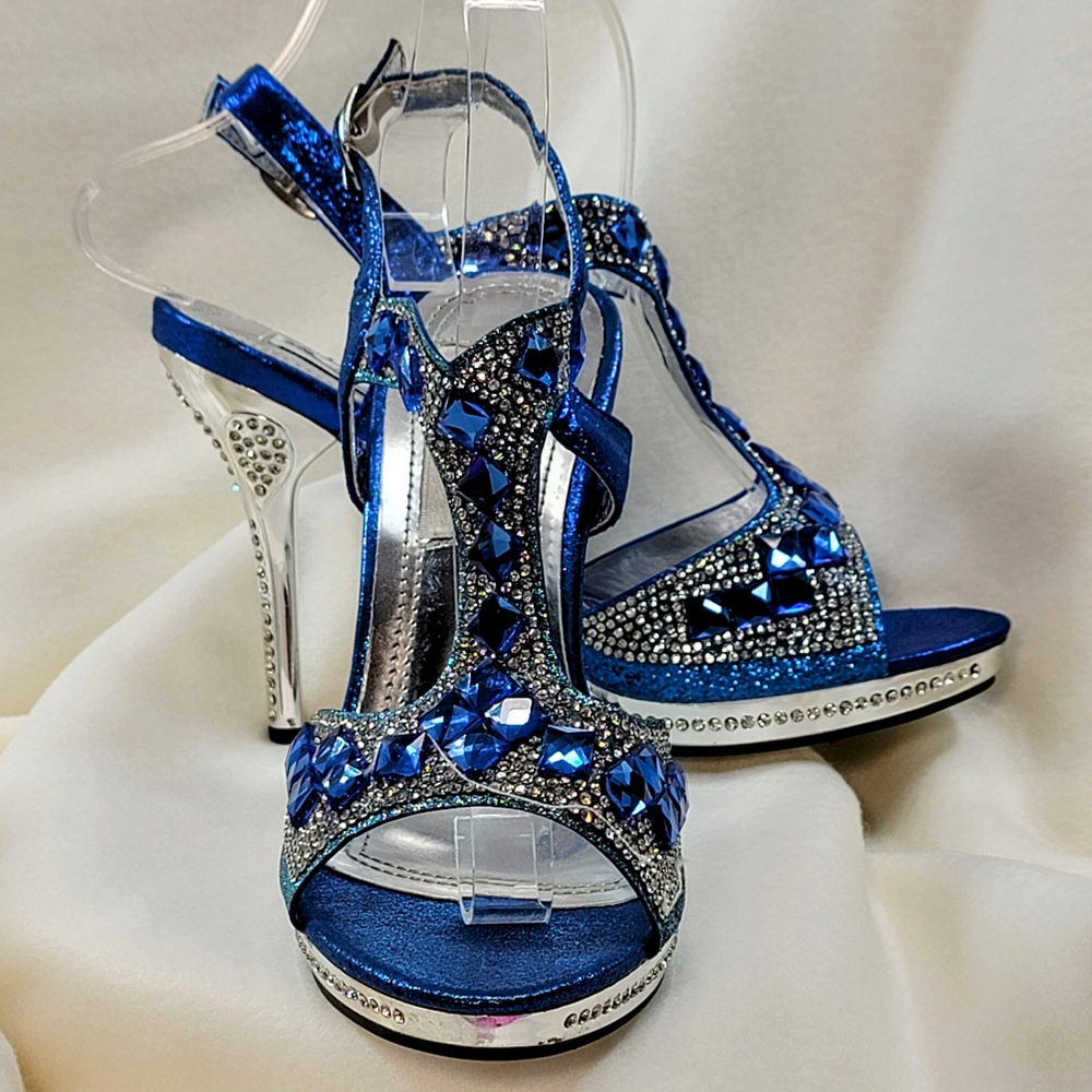 NWOT Elegant Blue and Silver Heels - Picture 2 of 11